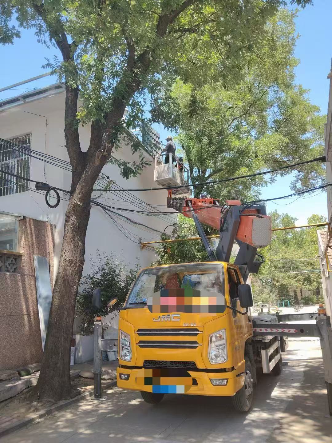 蒲县高空作业车能吊装重物吗？最大承载多少公斤？